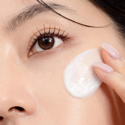 Collagen Face Lotion Hydrates and Firms Aging Skin