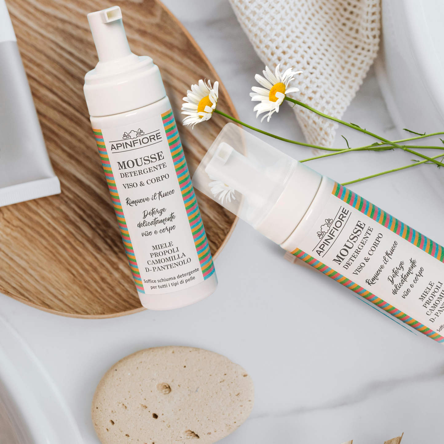 Facial Cleanser Mousse with Honey and Chamomile